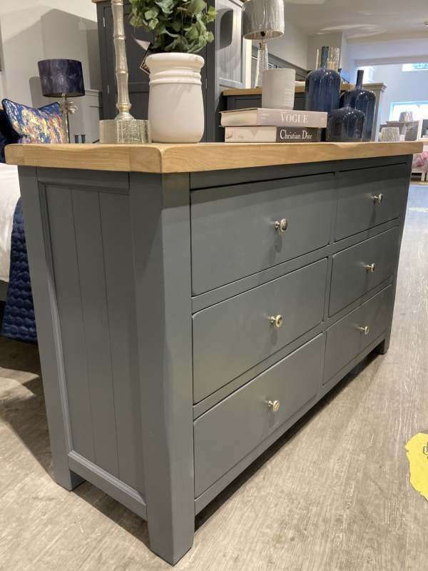 Sussex Chest of drawers 2 + 3