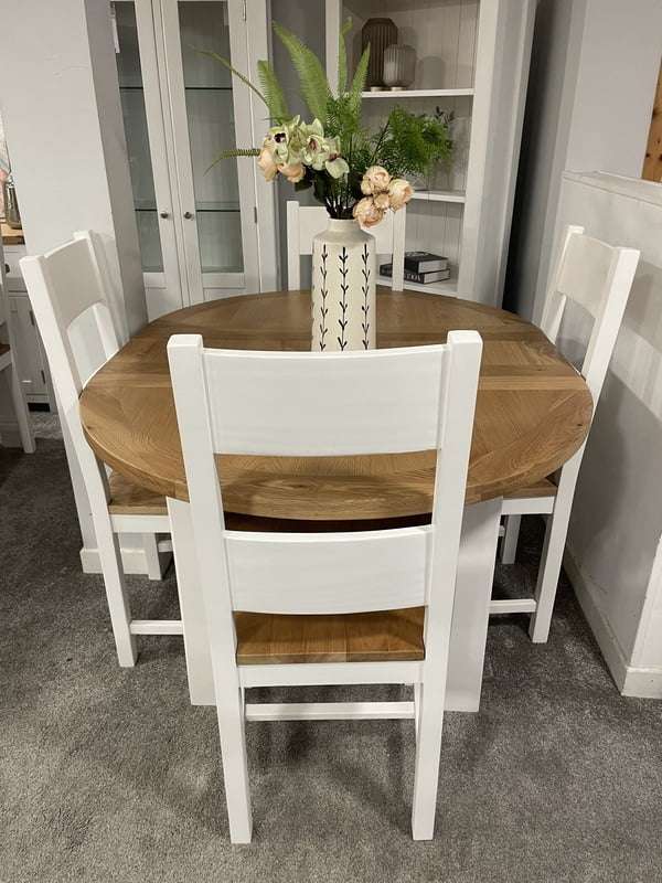 Razon Oval Extending Dining Table