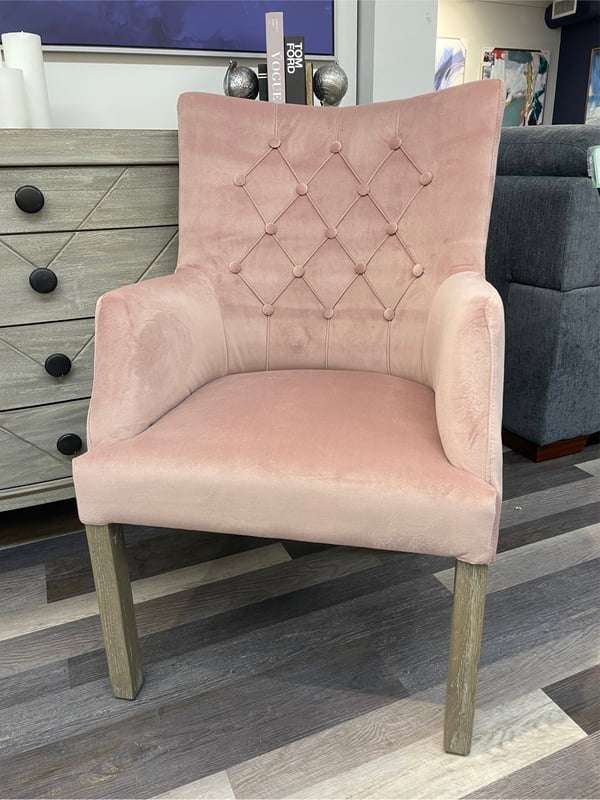 Sarah Blush Pink Velvet Chair