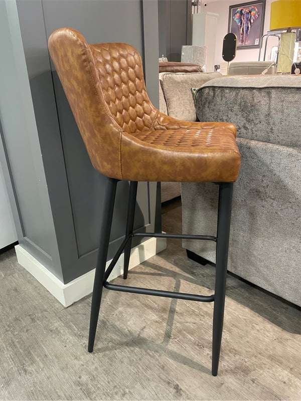 Ottawa Counter Stool Saddle