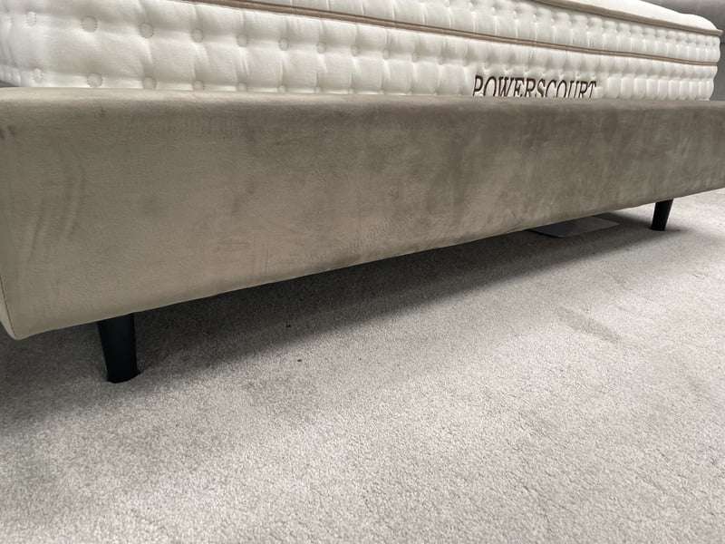 Hamprian 6' Superking Fabric Bedframe