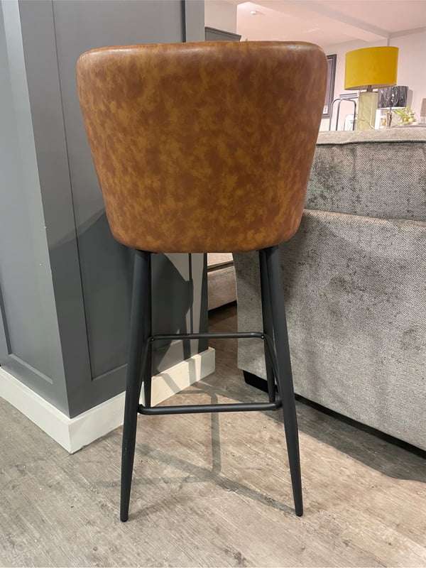 Ottawa Bar Stool Saddle