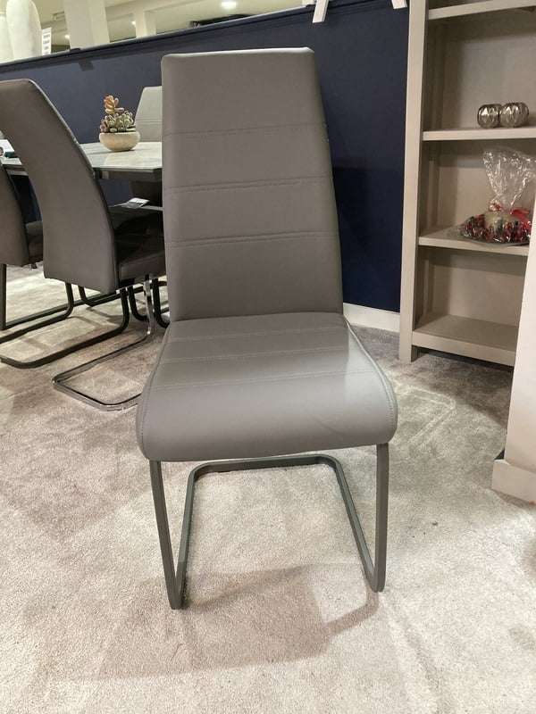 Michigan Dining Chair