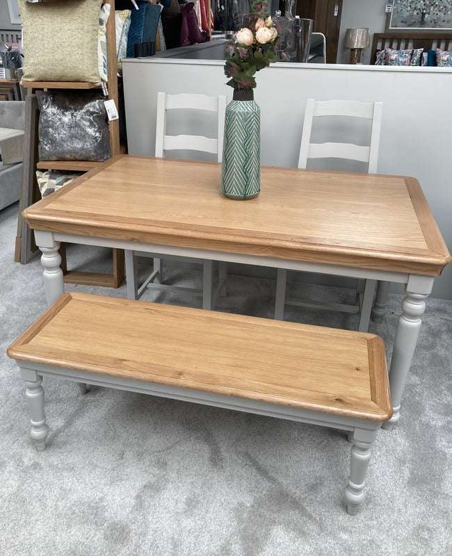 Bordeaux Dining Table