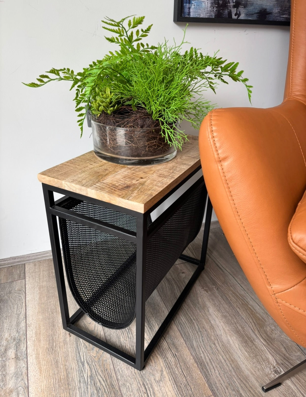Magazine Holder