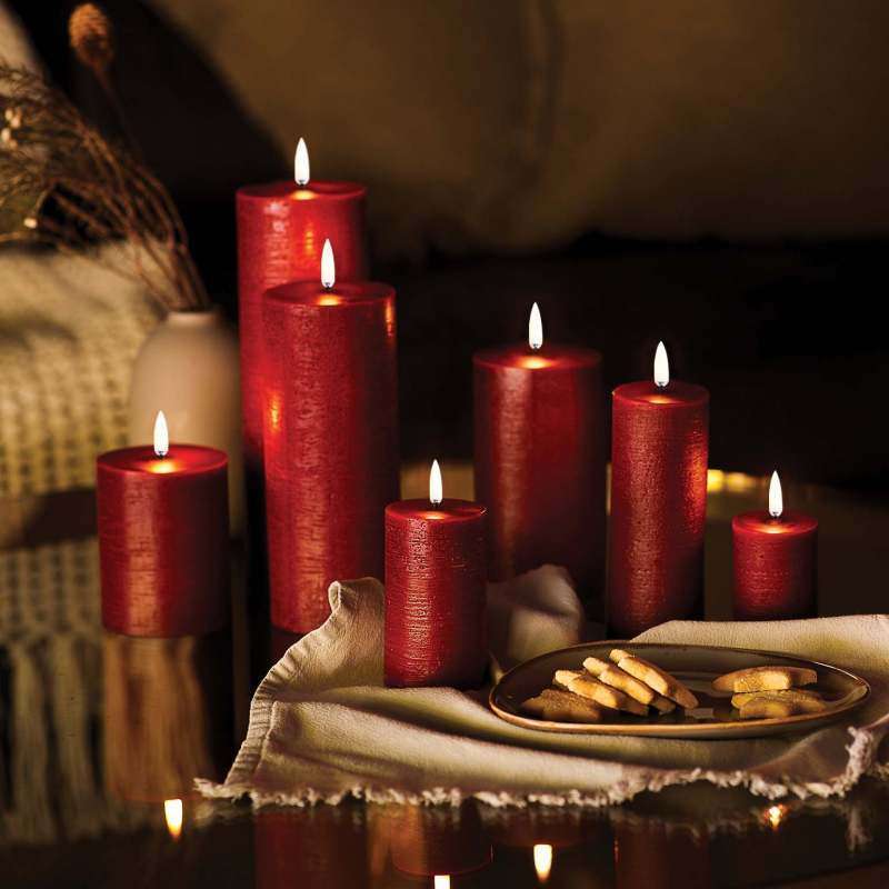 Uyuni Carmine Red Pillar Candle 7.8 x 15.2cm