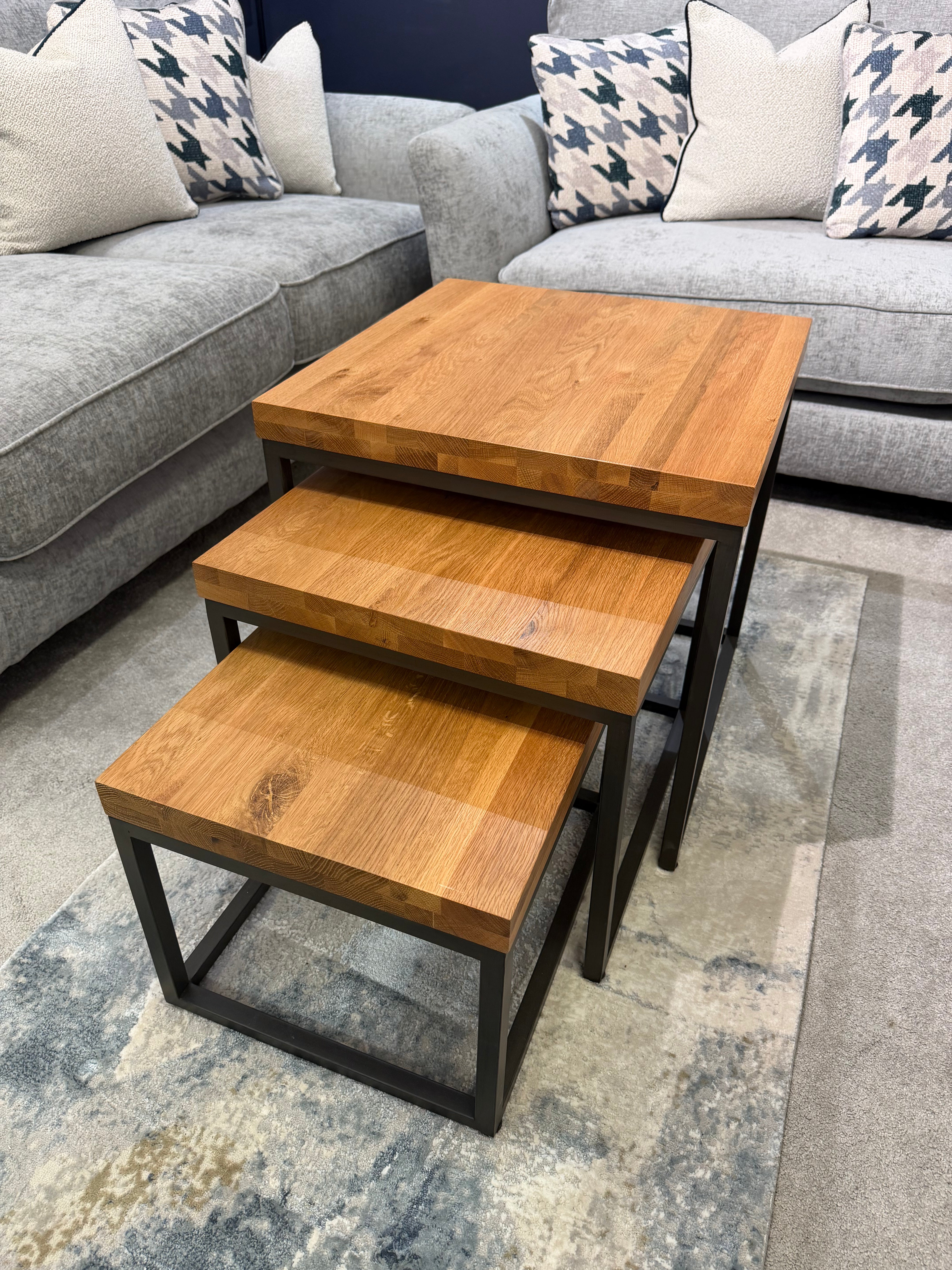 California Nest of Tables