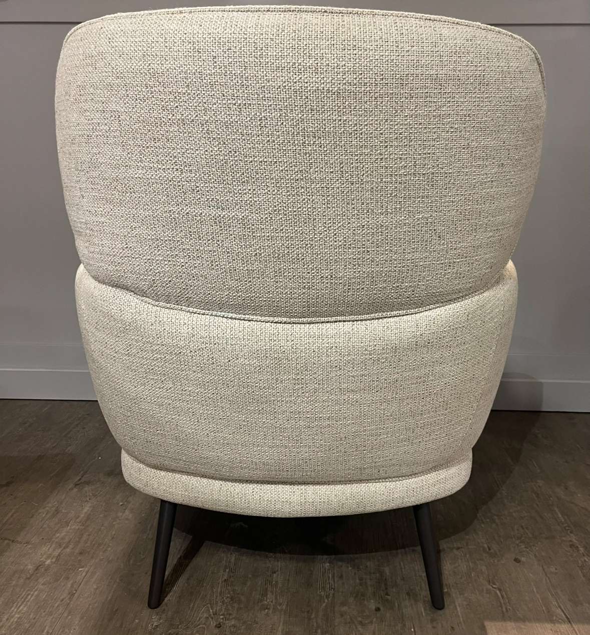 Presentation Easy Chair