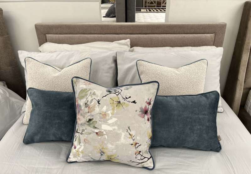 Picasso 5' King Fabric Bedframe