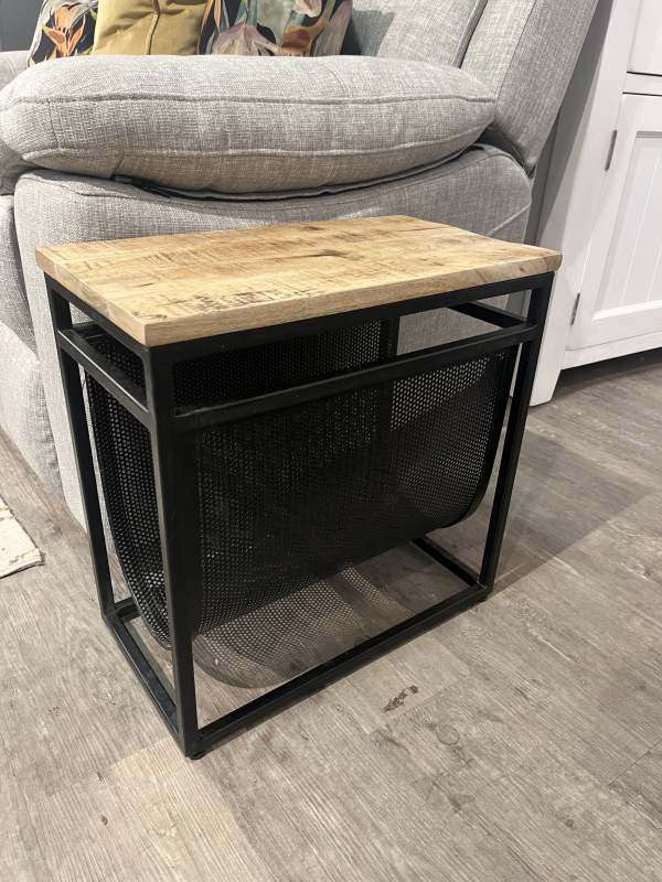 Magazine Holder