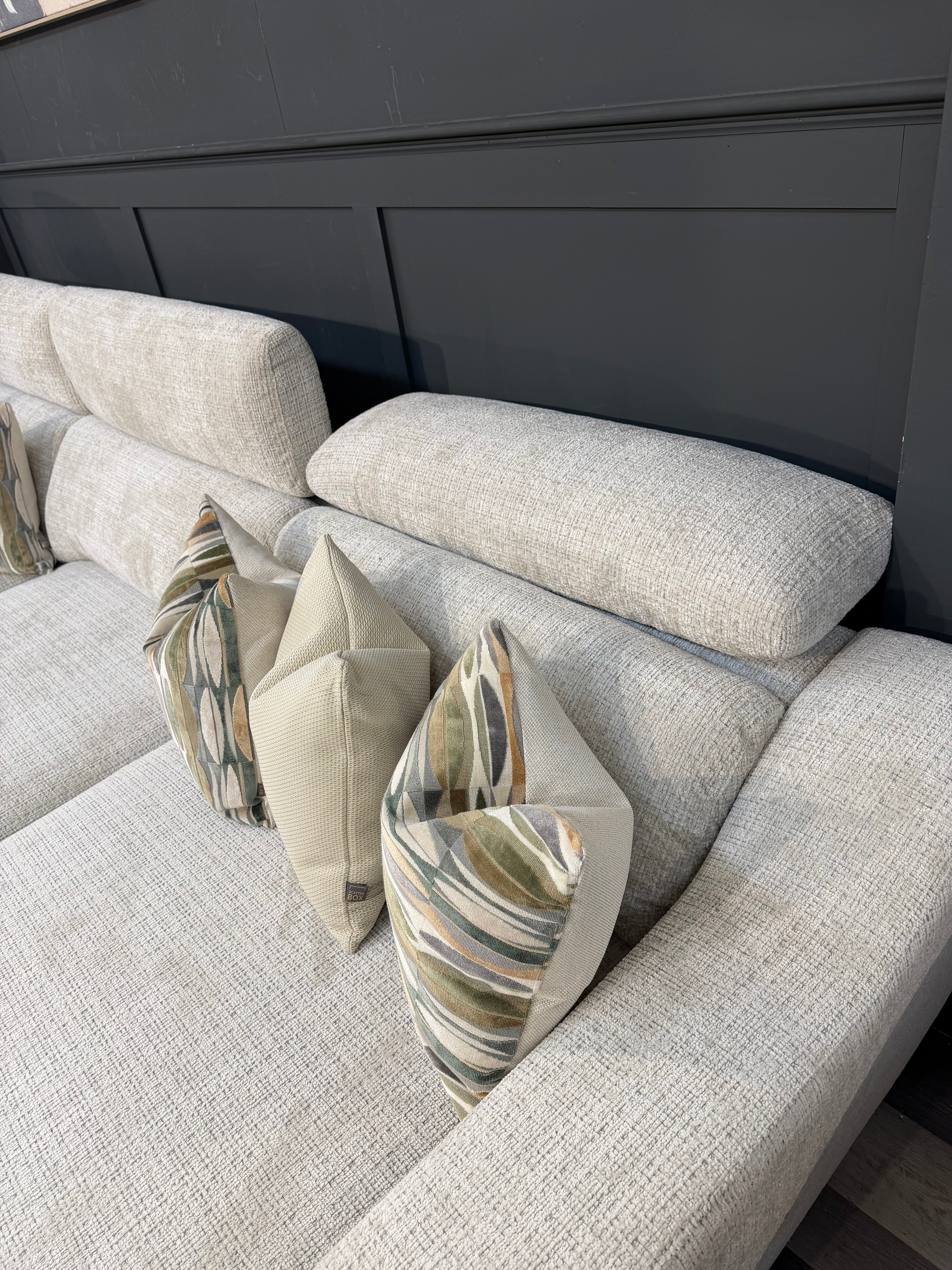 Nomi Chaise Sofa with Slider by Grafu Baldi