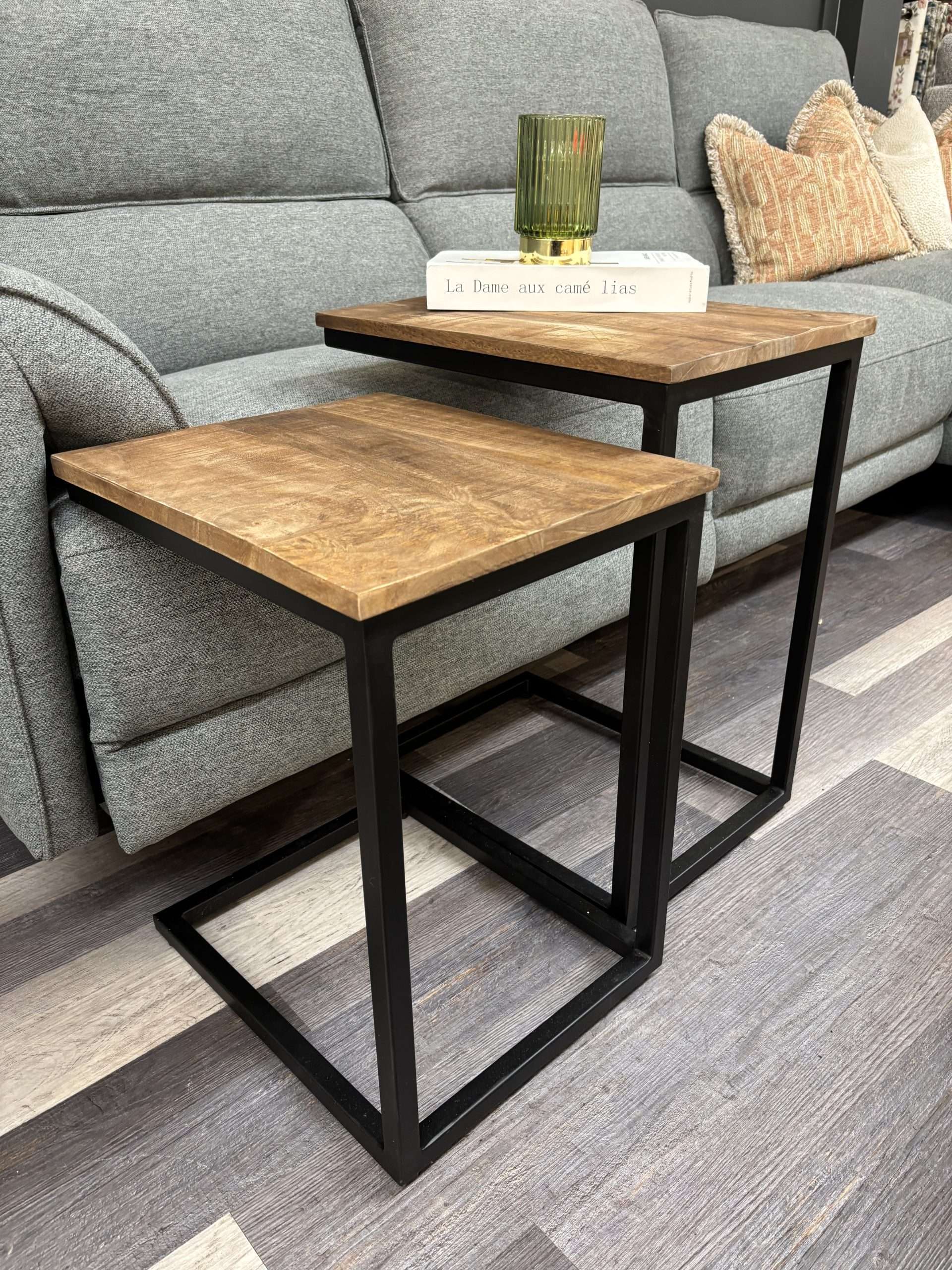 Set of 2 Side Tables