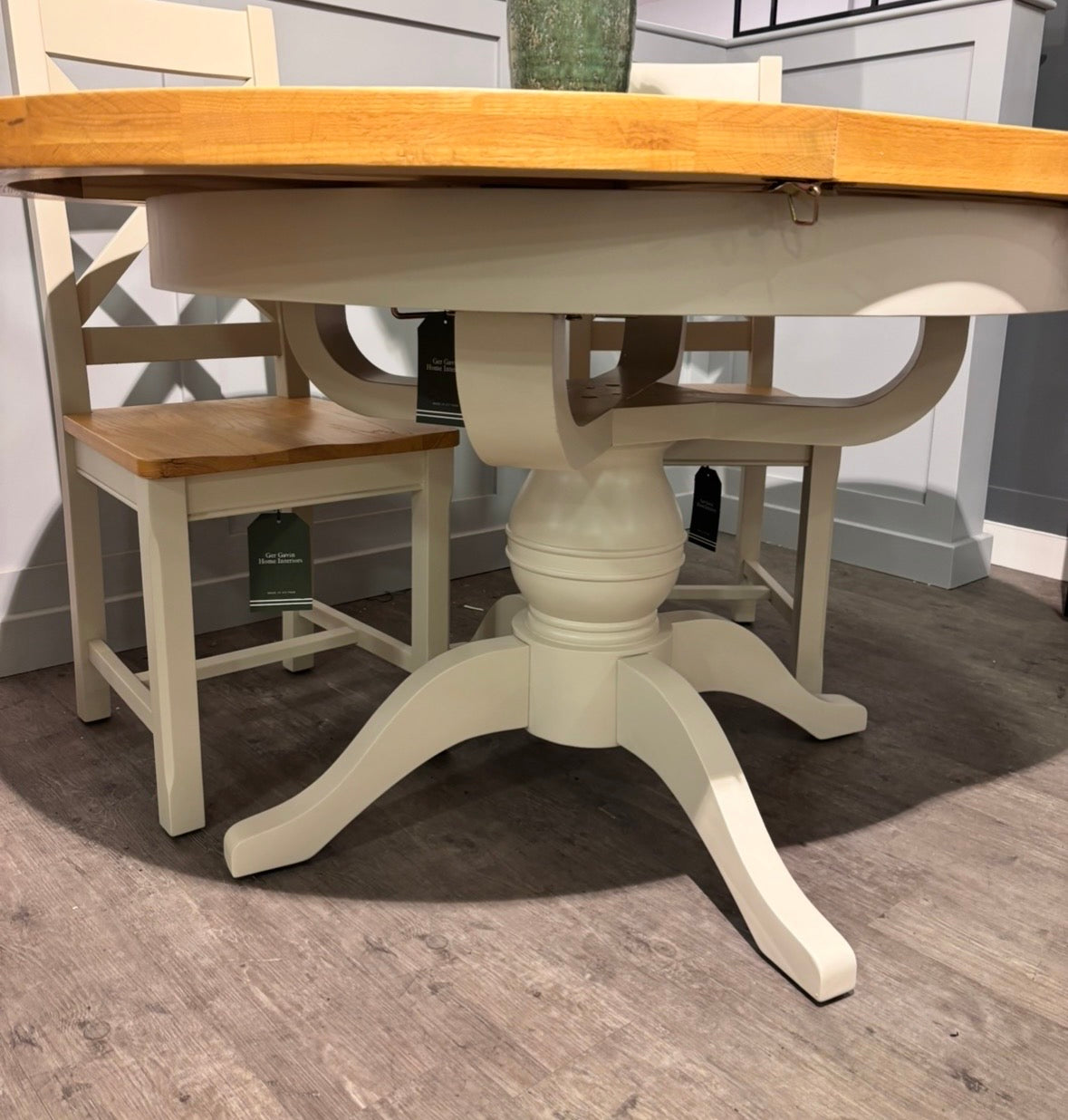 Athens Round Extending Dining Table 1.1 - 1.45mtr