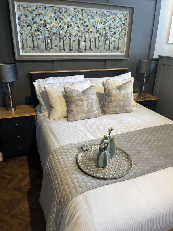 Thames Navy 5ft King Bedframe