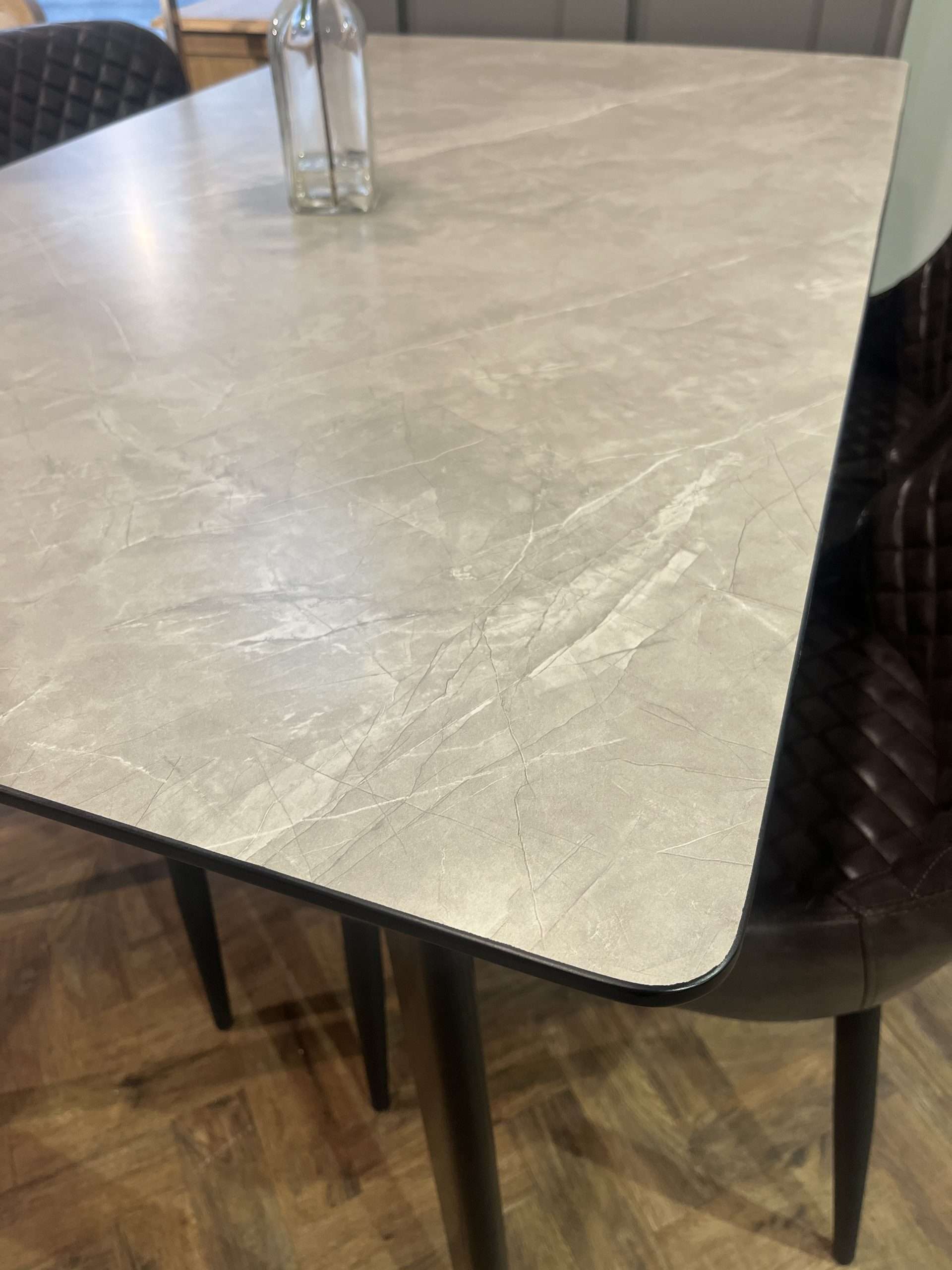 Sismo 1.4mtr Dining Table