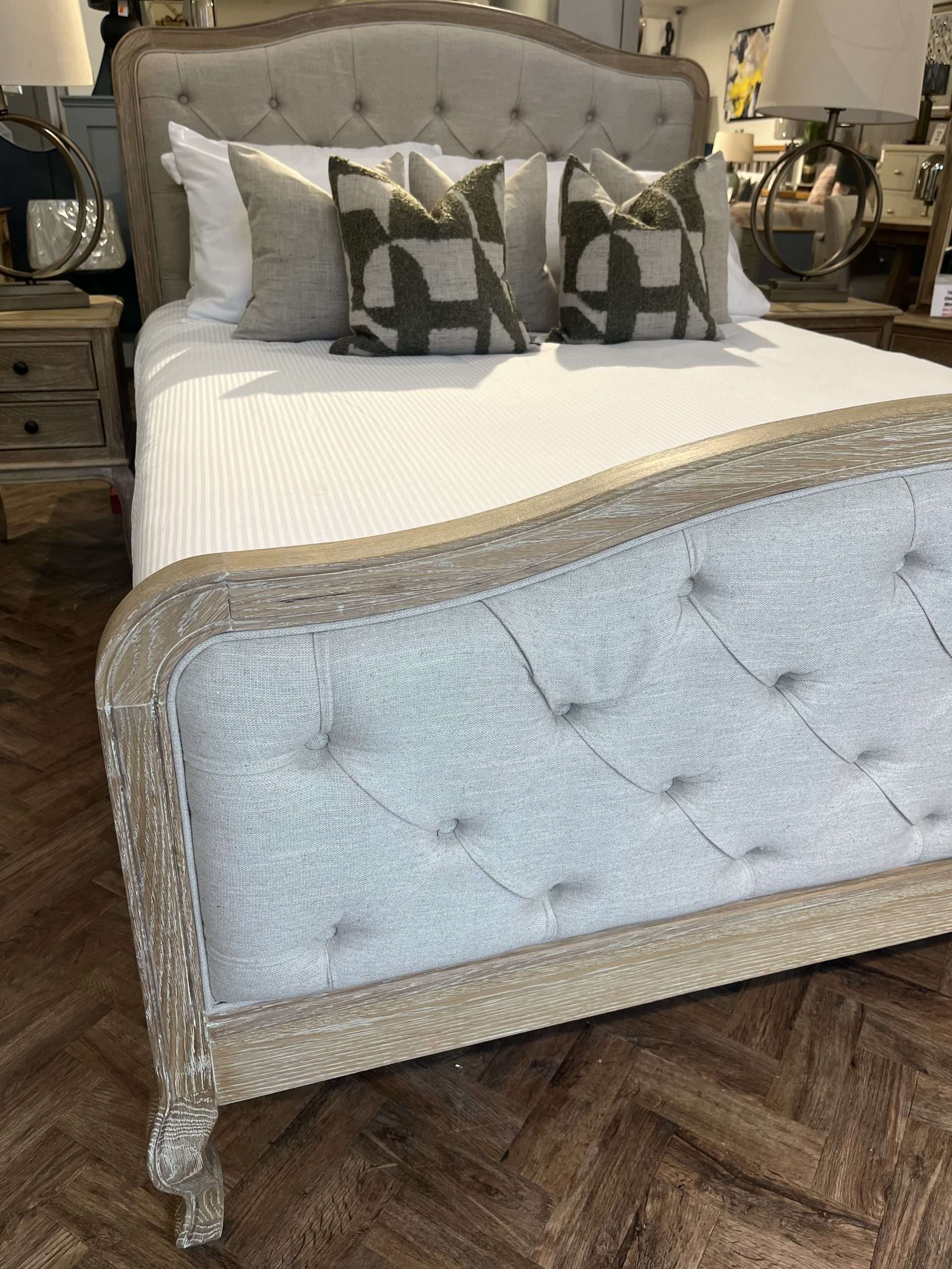 Tulip 6ft Superking Bedframe