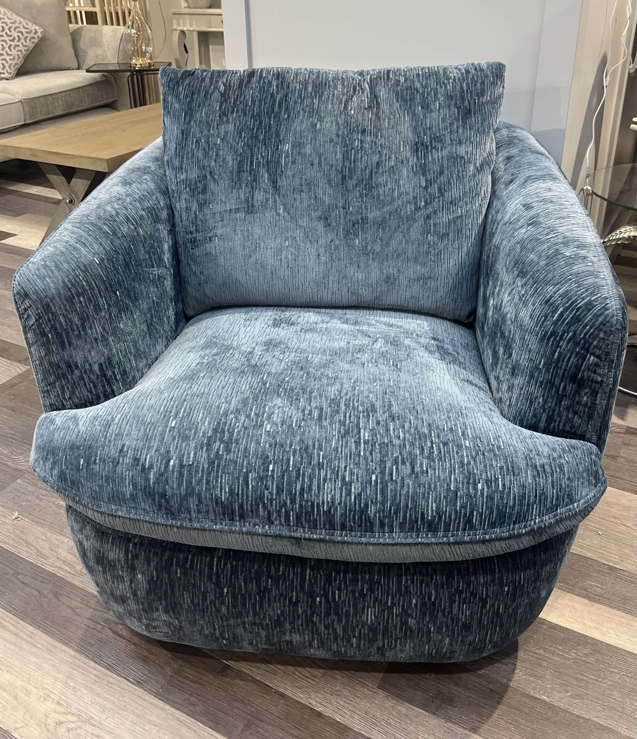 Paris Swivel Chair