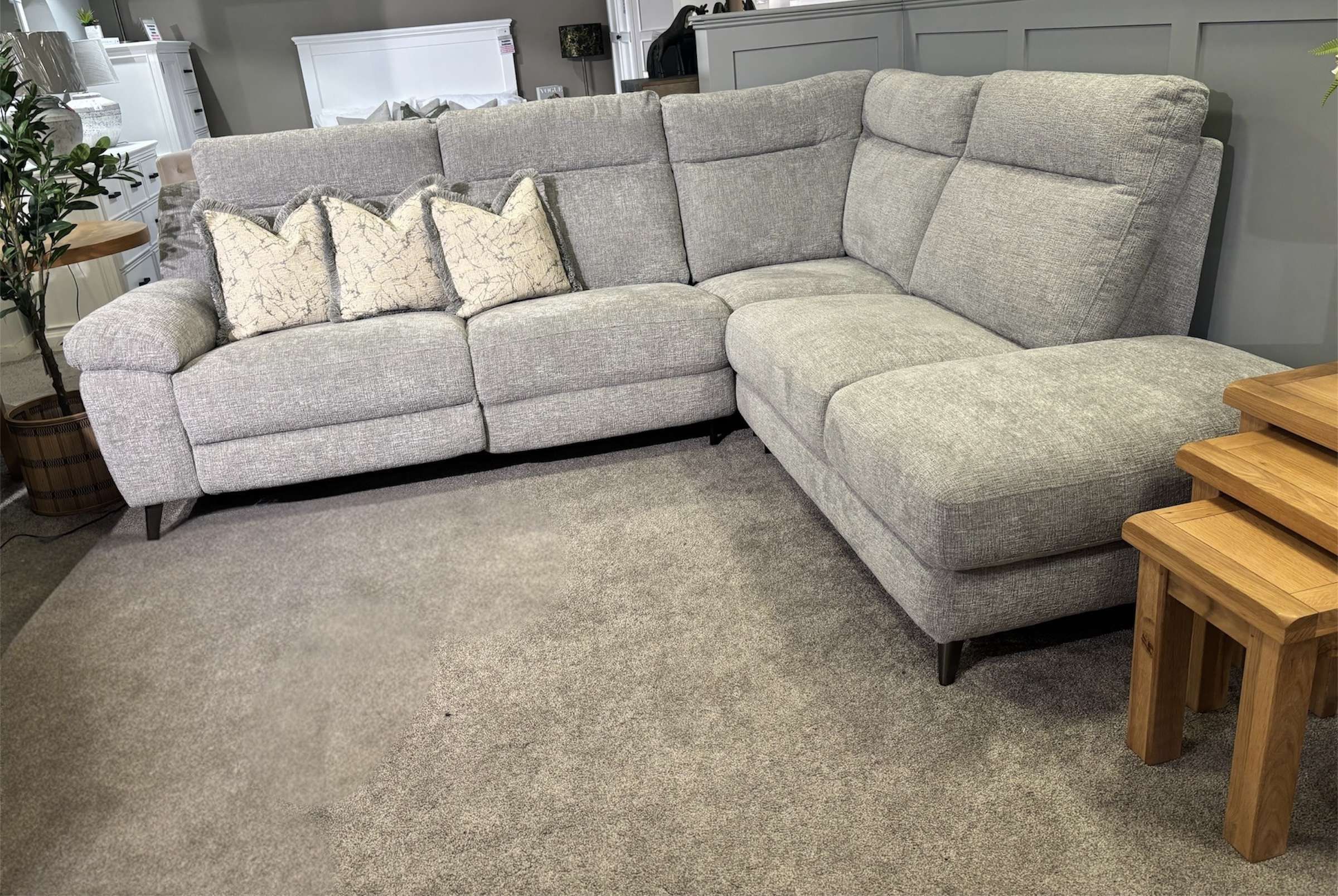 Radiant Right Hand Facing Recliner Sofa