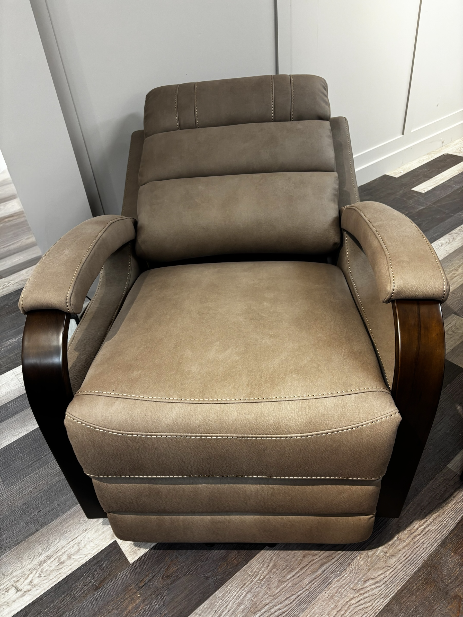 Tilt and Lift Armchair Tan