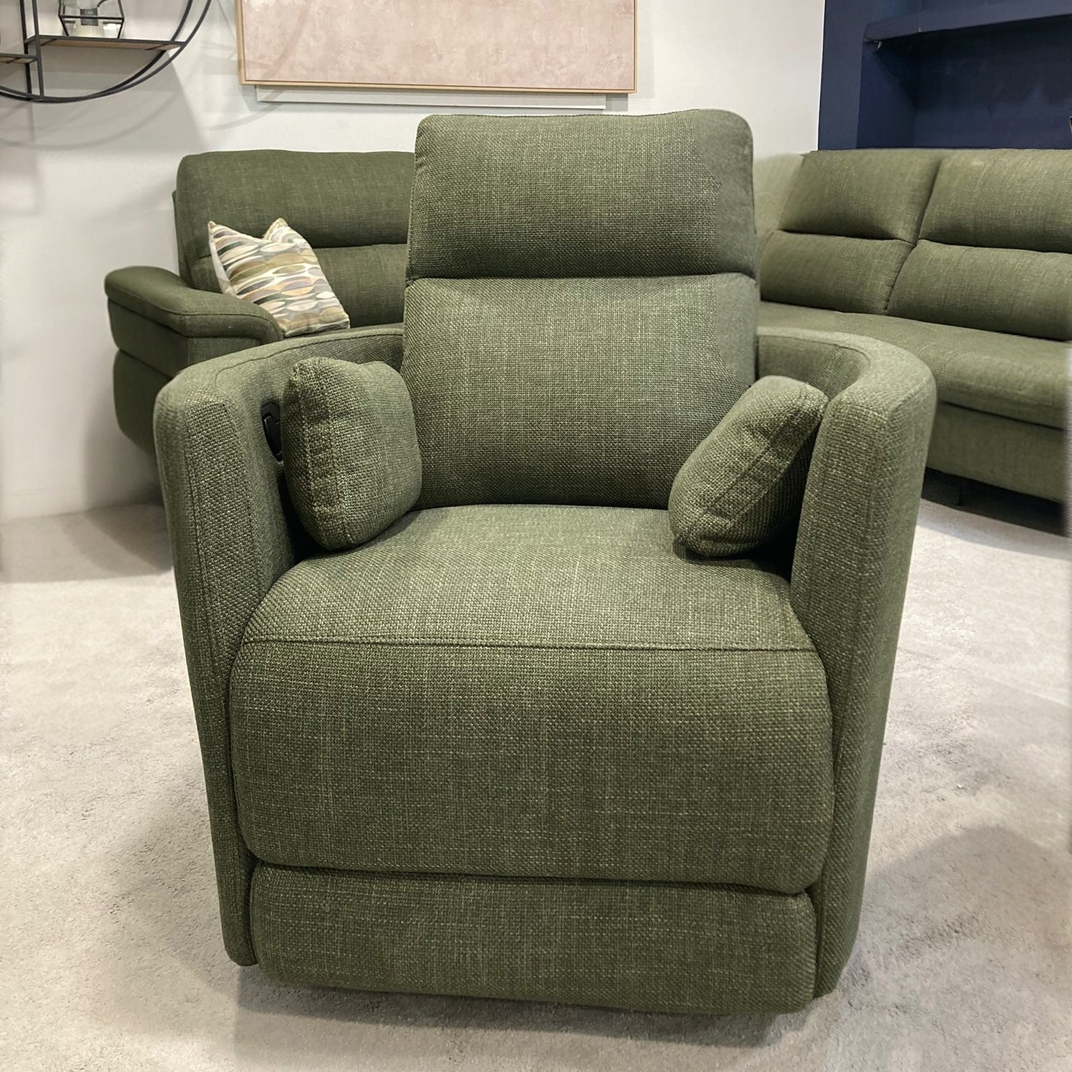 Jupiter Swivel Chair