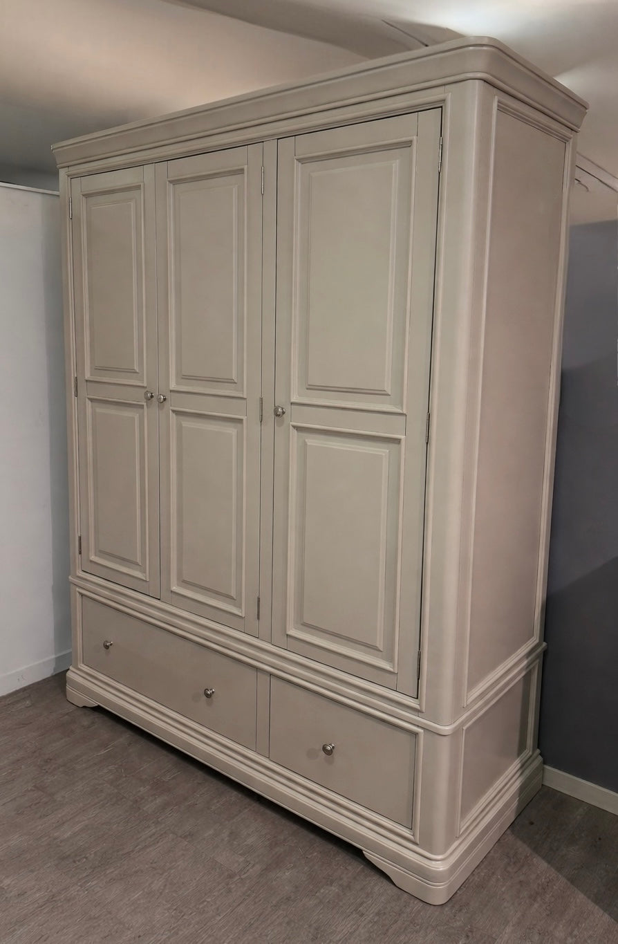 Merton 3 Door Wardrobe
