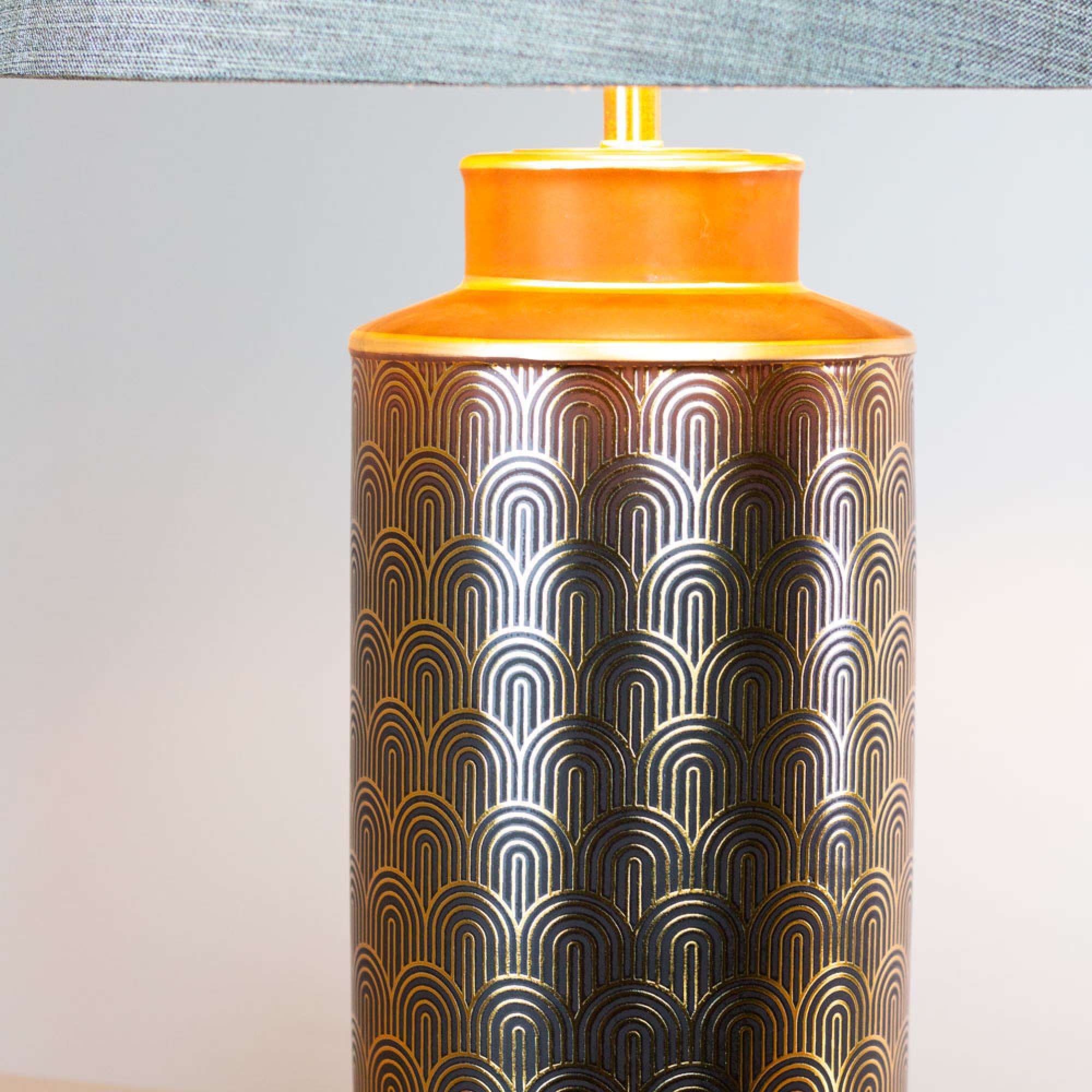 Mara Table LampBlack/Gold 69cm