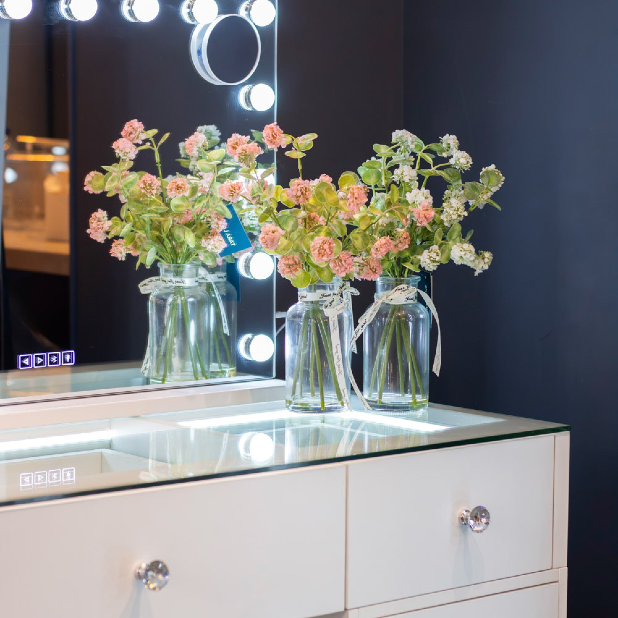 Erika Hollywood Dressing Table Bluetooth 92cm