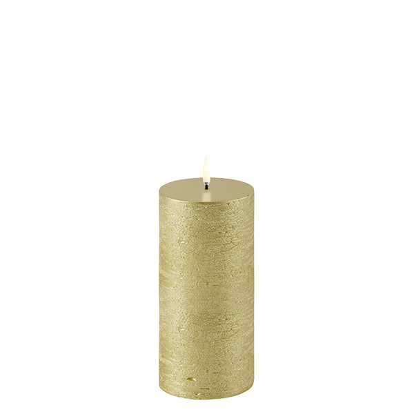 Uyuni Metallic Gold Pillar Candle 7.8 x 15.2cm