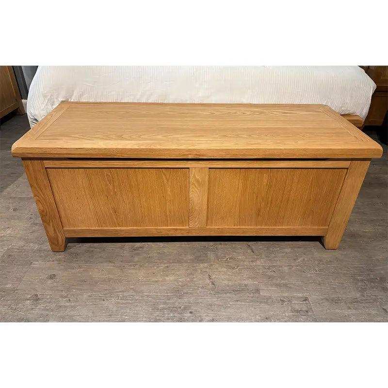 Canterbury Blanket Box