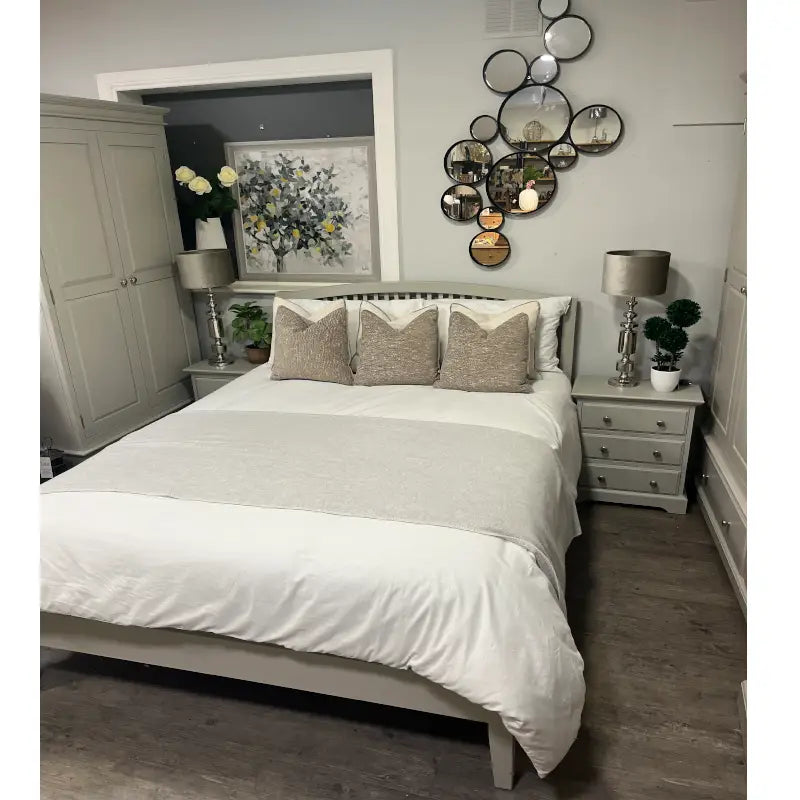 Dover 5ft Curved Bedframe High End