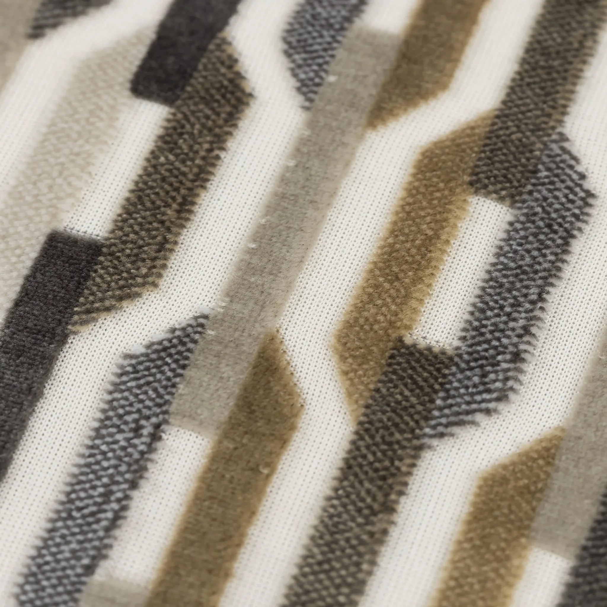 Ozzie Cushion 45x45cm by Scattebox