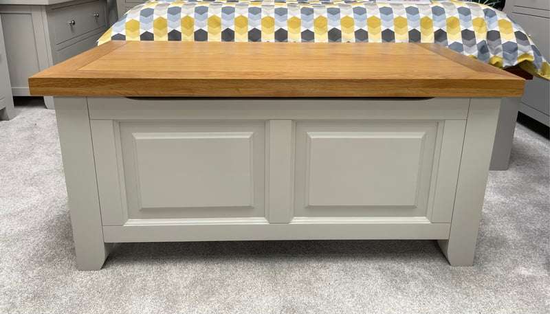 Felixstowe Blanket Box