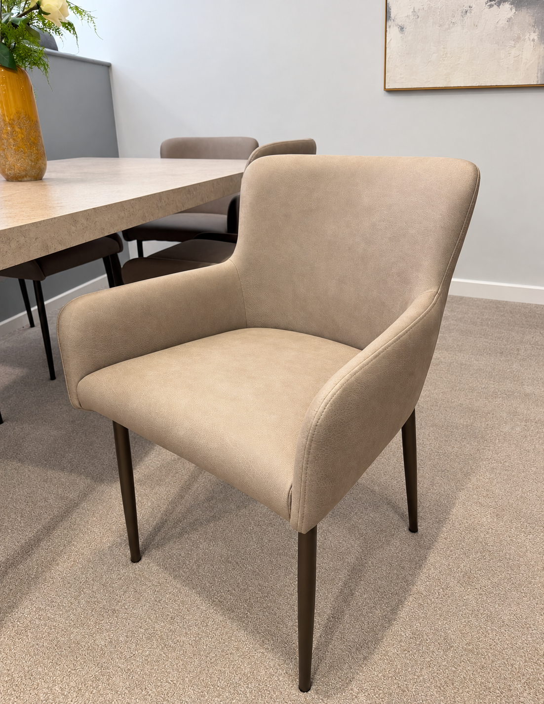 Lyra Dining Chair with arm