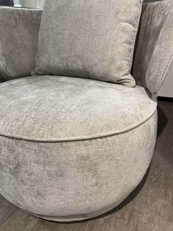 Olive Swivel Chair