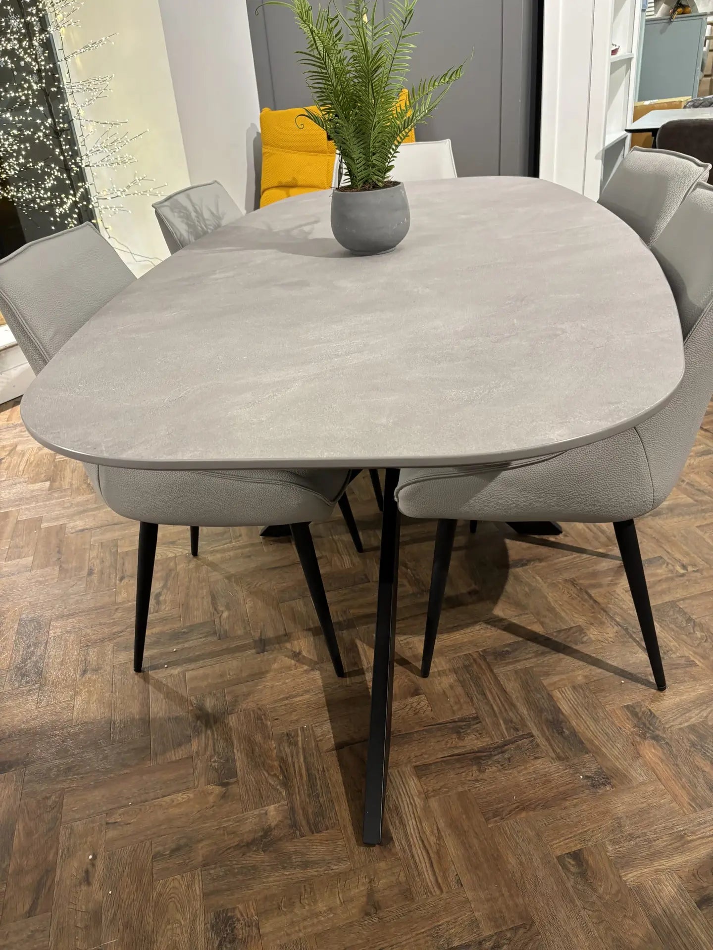 Alicante Dining Table & 6 Dining Chairs