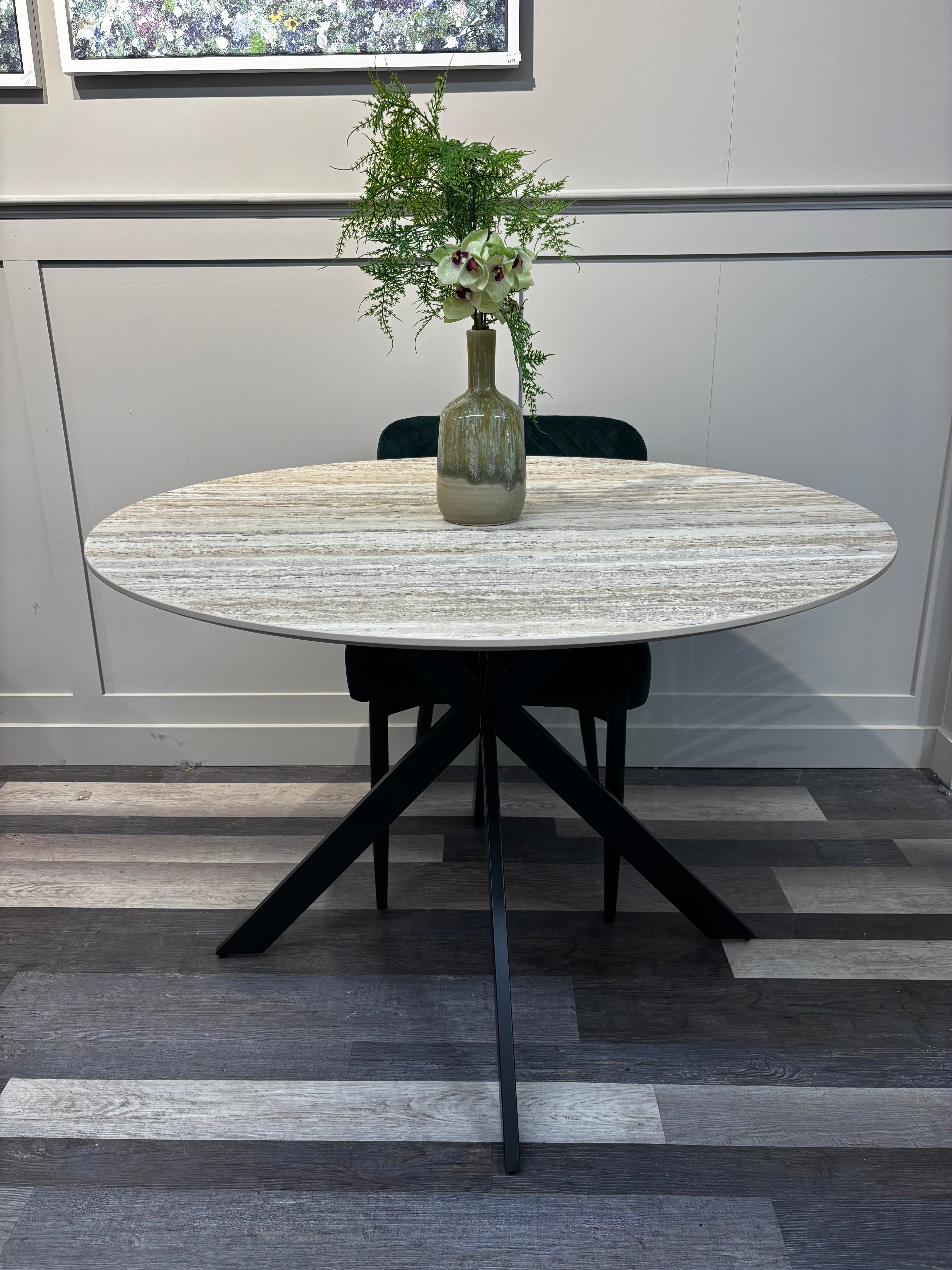 Galen Round Dining Table & 4 Ottawa Chairs