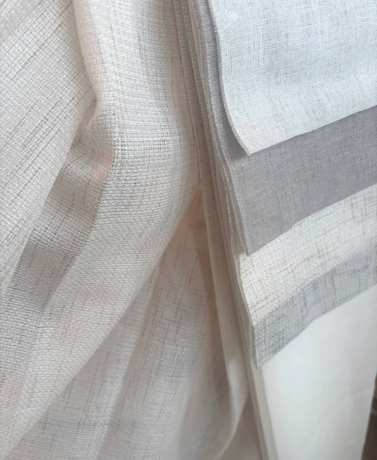 Hession White Voiles 108'' x 108''