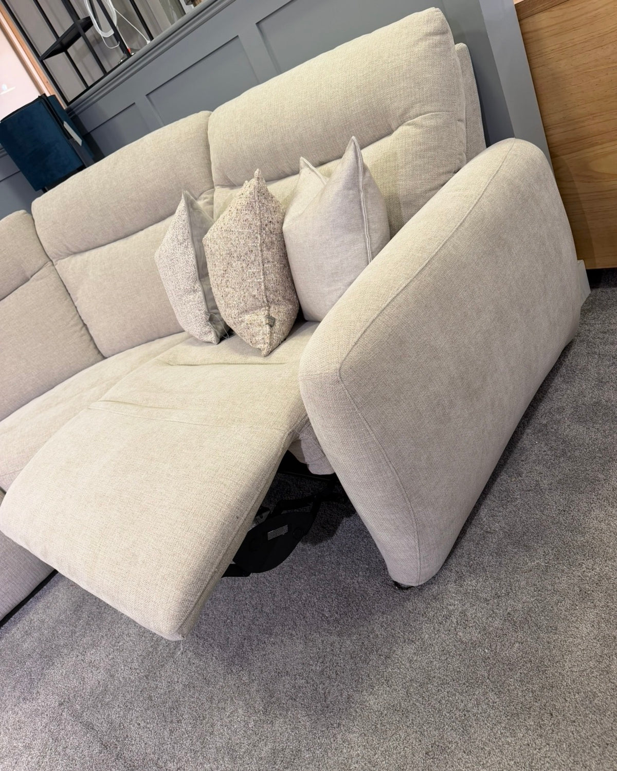 Preston Electric Corner Sofa