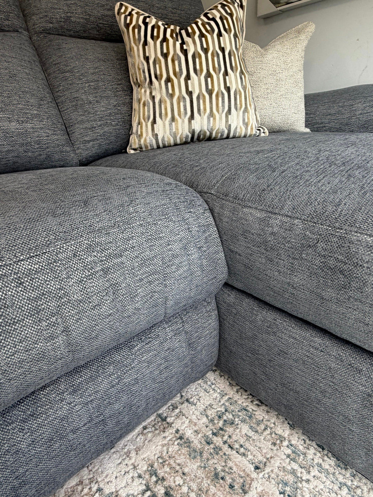Thomas Right Hand Facing Chaise Electric Sofa with Storage