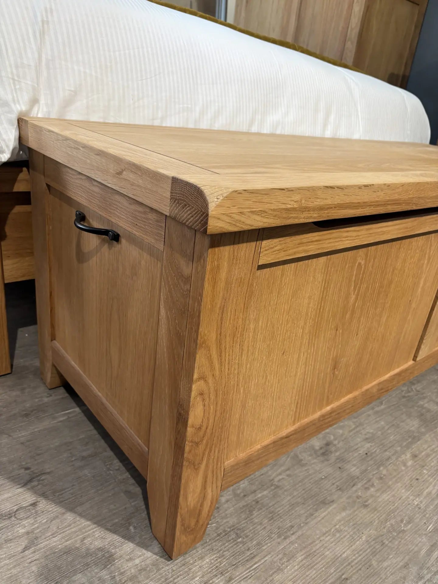 Canterbury Blanket Box