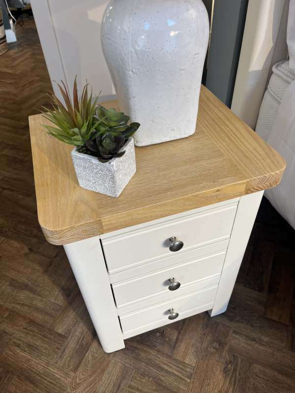 Lombardy Bedroom Locker