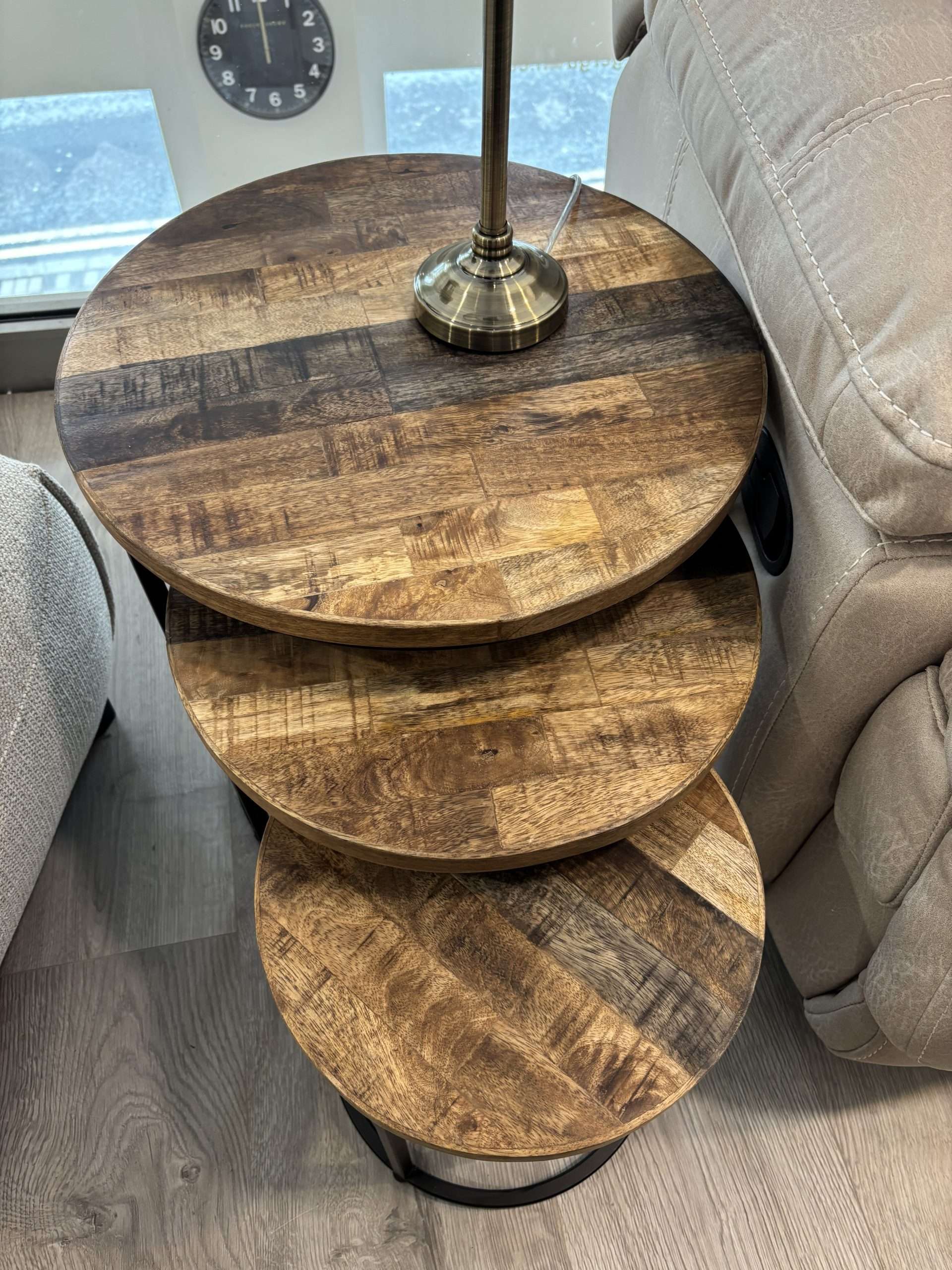 Delhi Nest of Tables