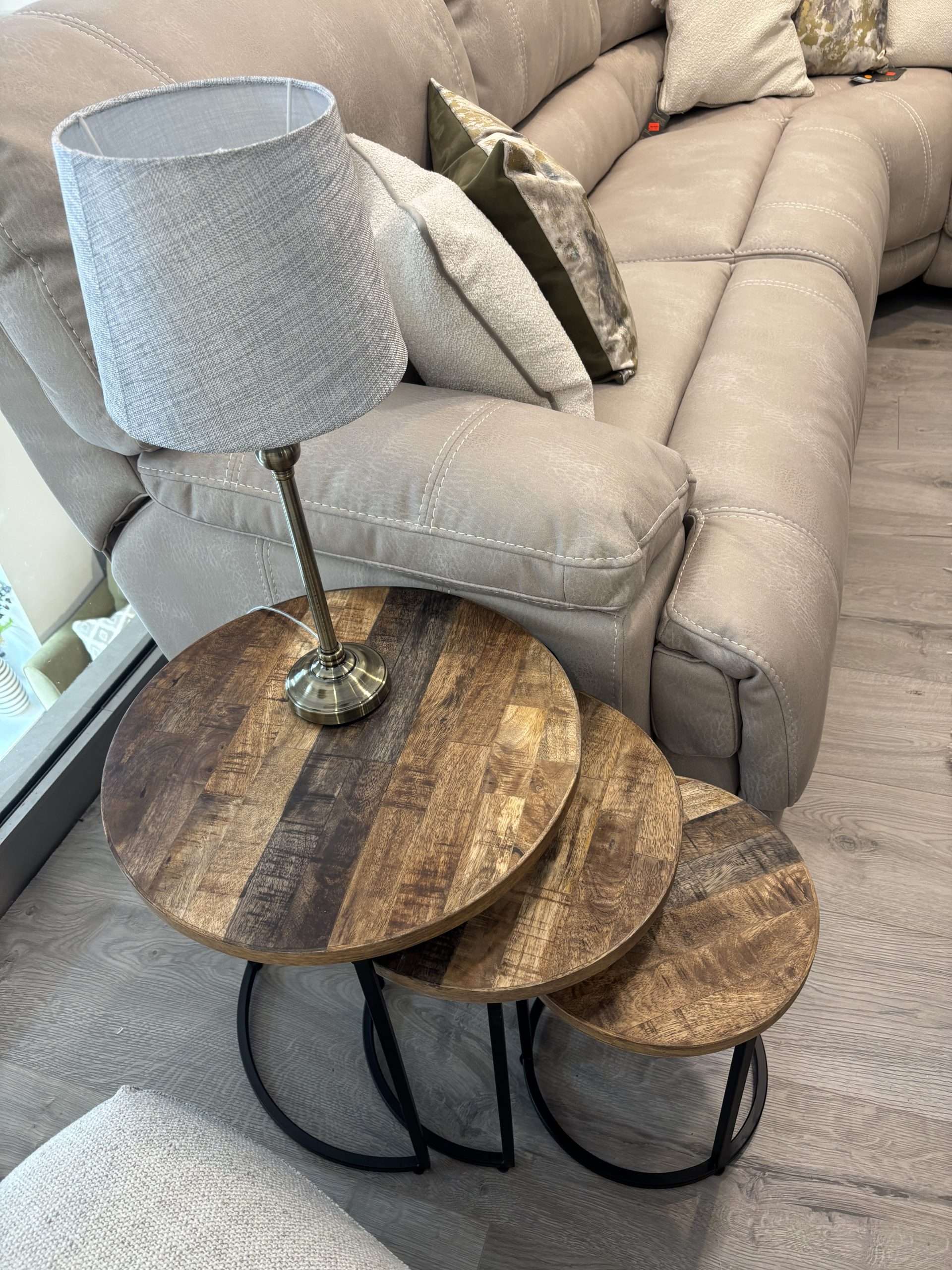 Delhi Nest of Tables