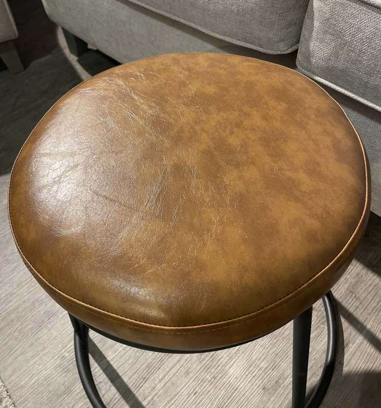Aloe Stool