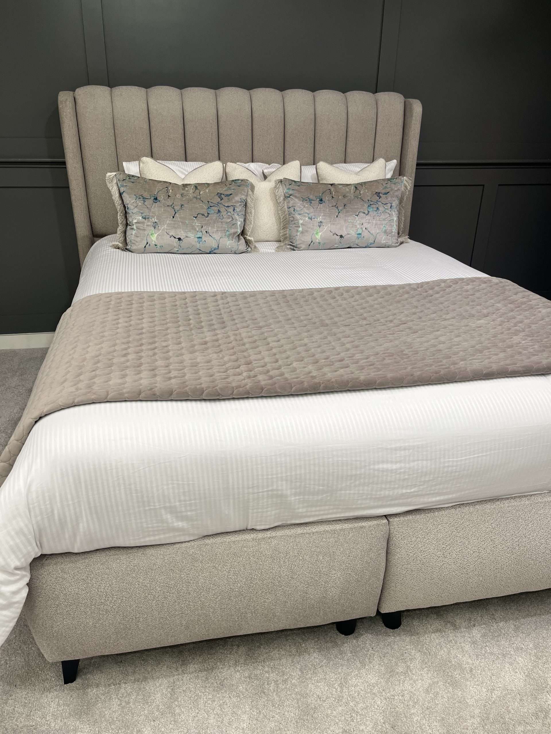 Intense 5' King Ottoman Bedframe