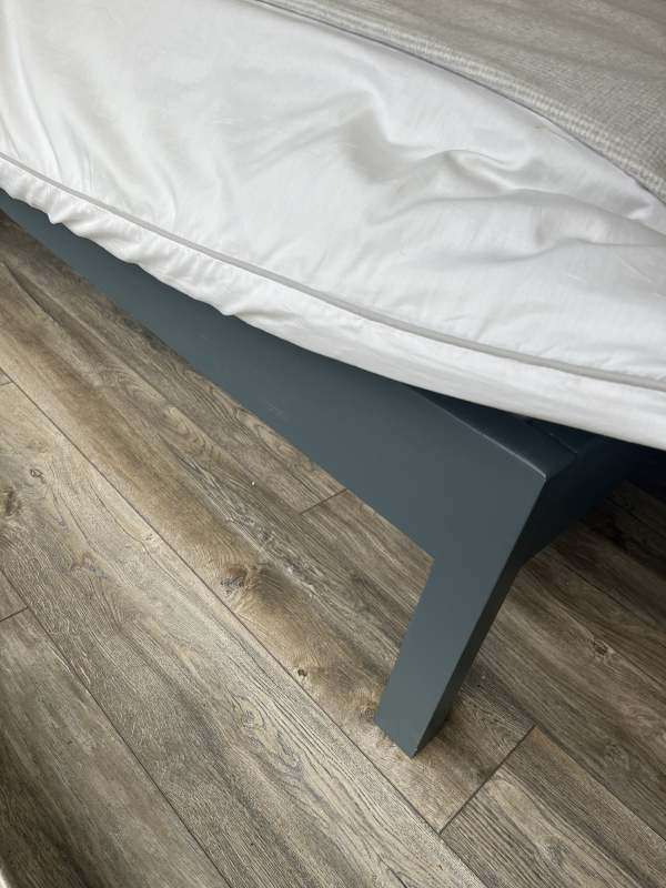 Maldron Midnight Grey 4ft6 Double Bedframe