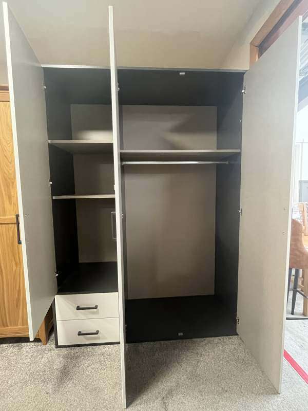 Voyager 3 Door White Wardrobe