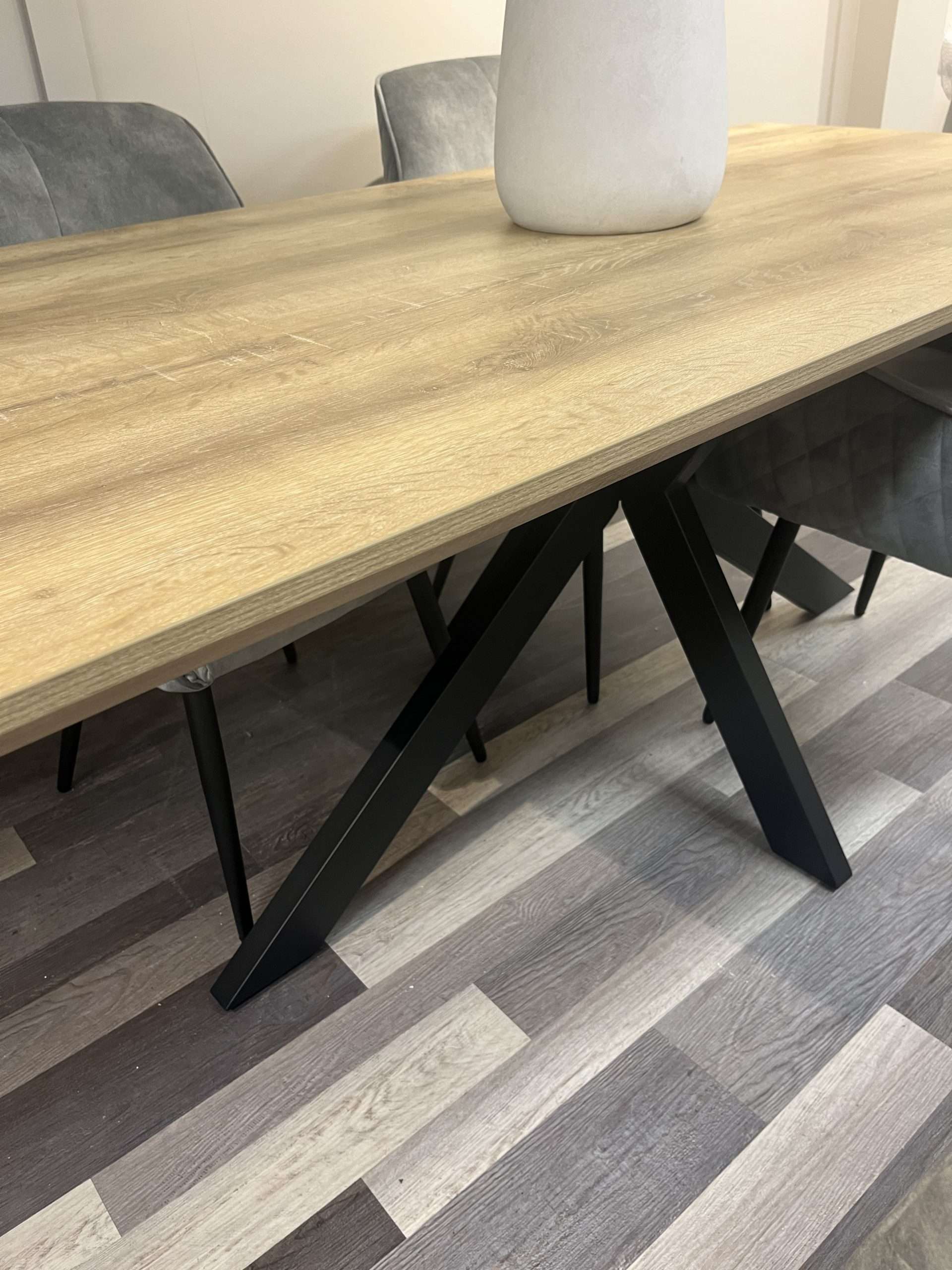 Premier Extending Dining Table Oak 1.6 - 2mtr