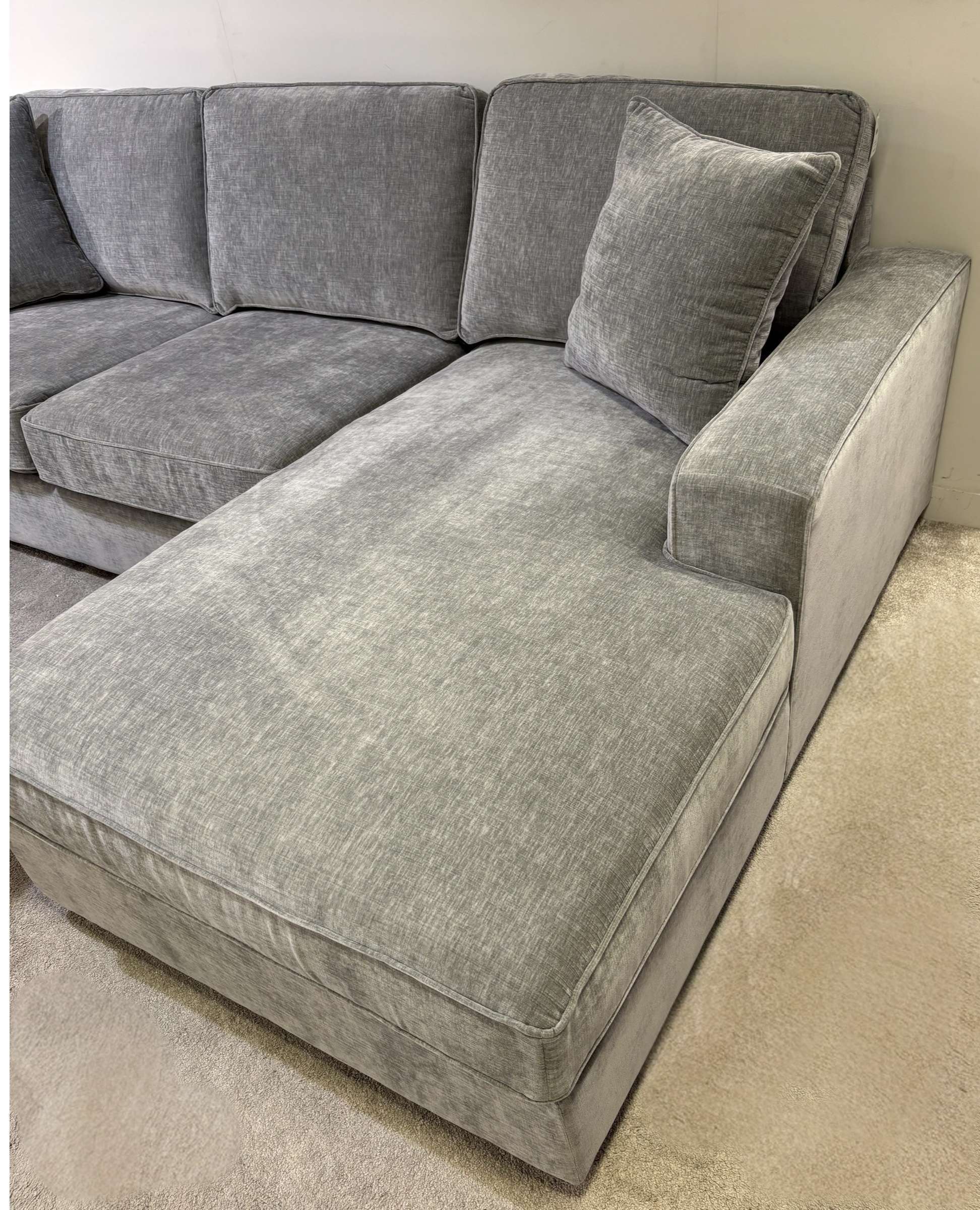 Datsun Right Facing Corner Sofa