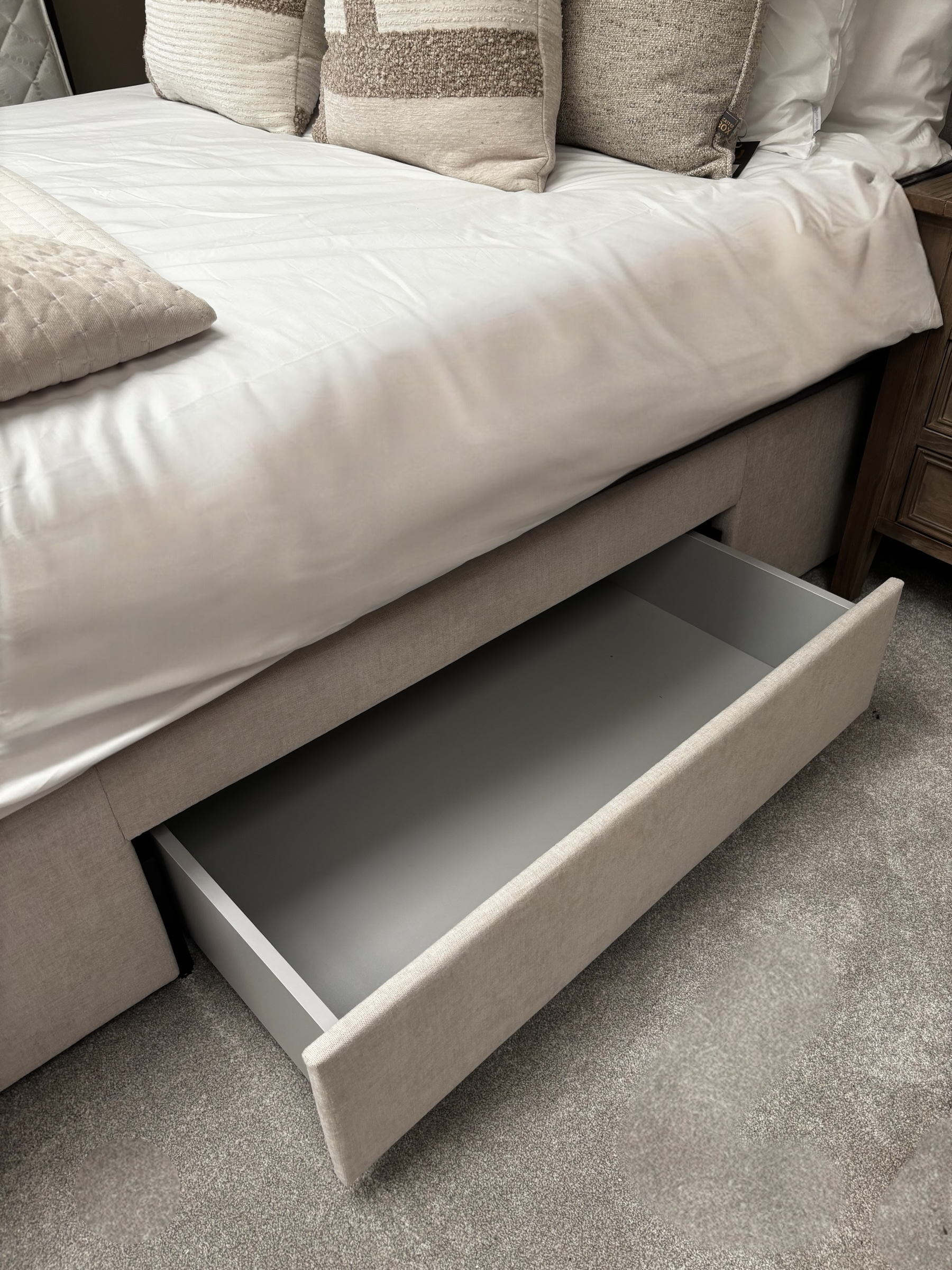 Yara 5ft King Bedframe with 2 Drawers